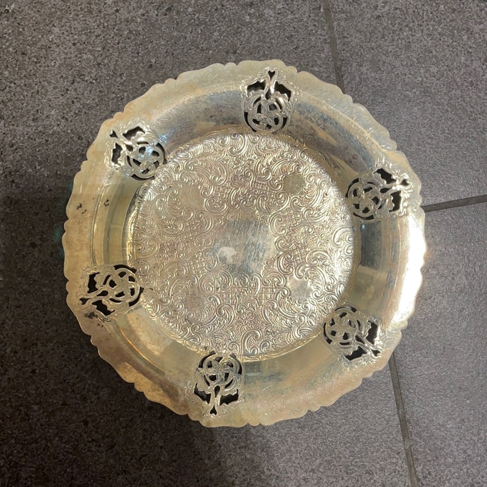 Essay silver plater